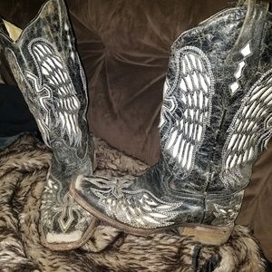 Corral boots